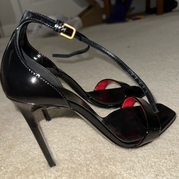 Saint Laurent AMBER SANDALS IN PATENT LEATHER - Picture 5 of 6